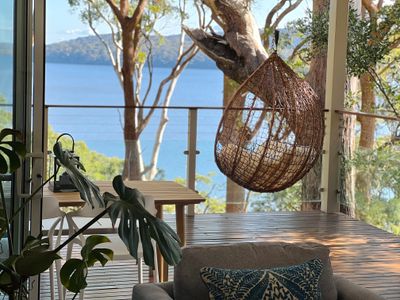 Luna Lakehouse: Views~Kayaks~Lake access~Boat Bay