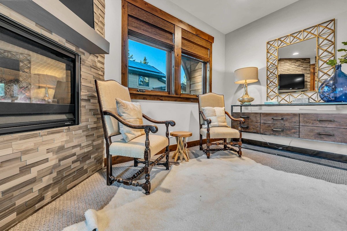 Schaffer’s Mill Escape | Golf Views & Near Skiing gallery image 4