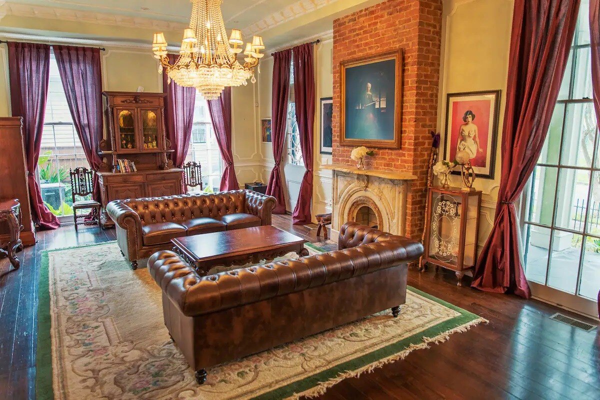 Decadent Maison | Private Heated Pool gallery image 5