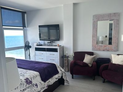 b.e.a.c.h Best experience anyone can have