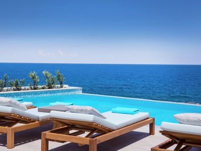 Thalassa Residence, Heated Pool, Hot Tub & SeaView