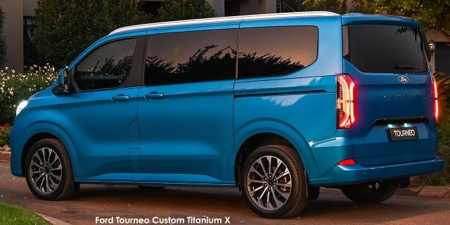 FORD TOURNEO CUSTOM 2.0D TITANIUM X A/T - 57 