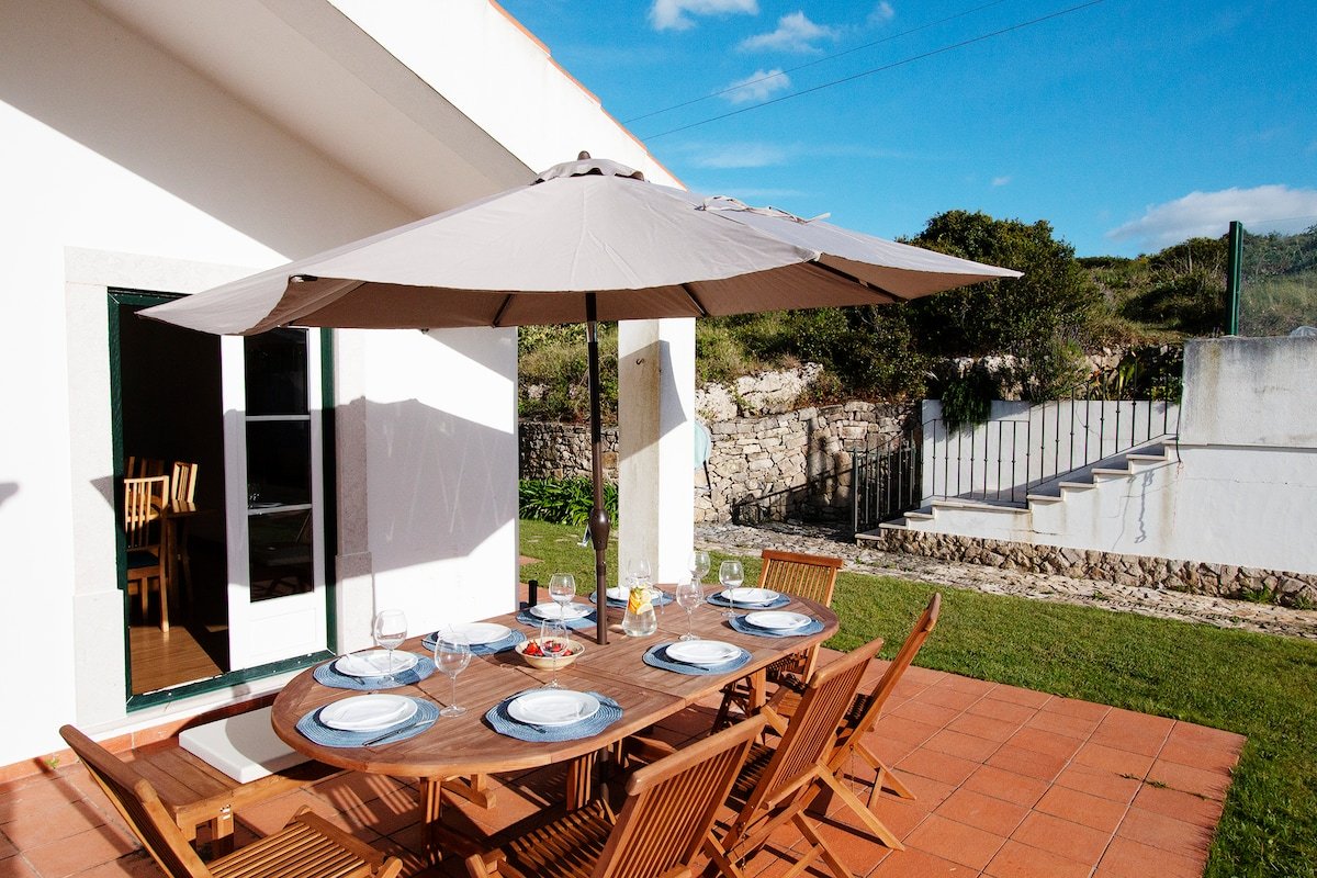 Villa with Private Pool – Beautiful Views gallery image 5