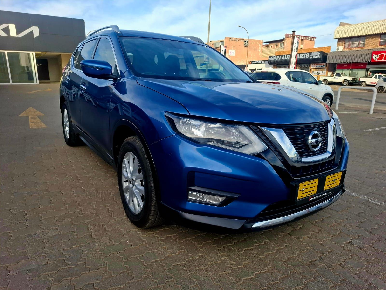 NISSAN X TRAIL 2.5 ACENTA PLUS 4X4 CVT 7S for Sale in South Africa
