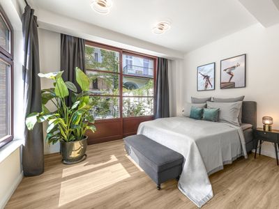 Industrie Loft Mitte, 2BR, 2Bäder, 150m²,4–8 Pers.