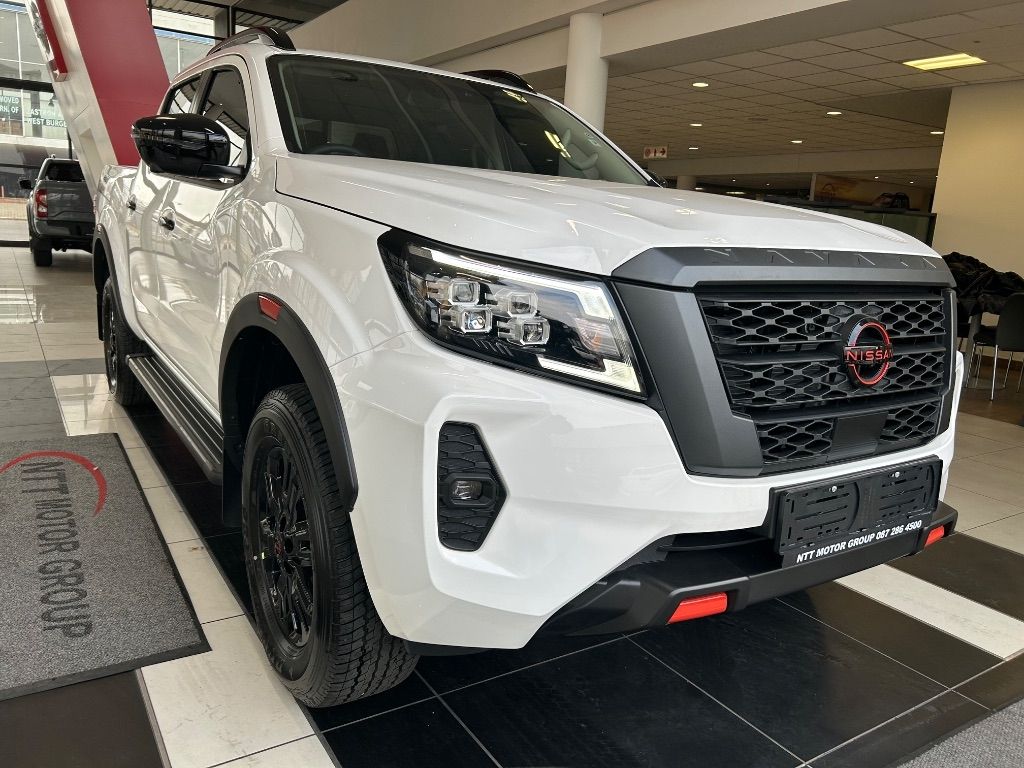 NISSAN NAVARA 2.5DDTI PRO-2X A T D C P U for Sale in South Africa