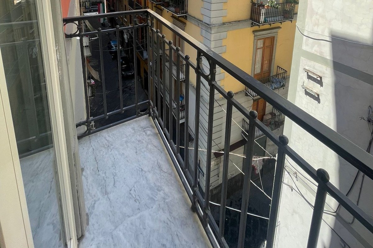 Duomo Luxury Apartment gallery image 4