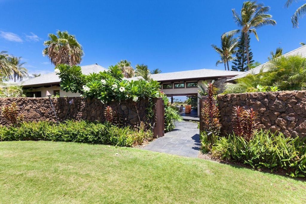 Stunning Ocean View Villa with Concierge Services gallery image 4
