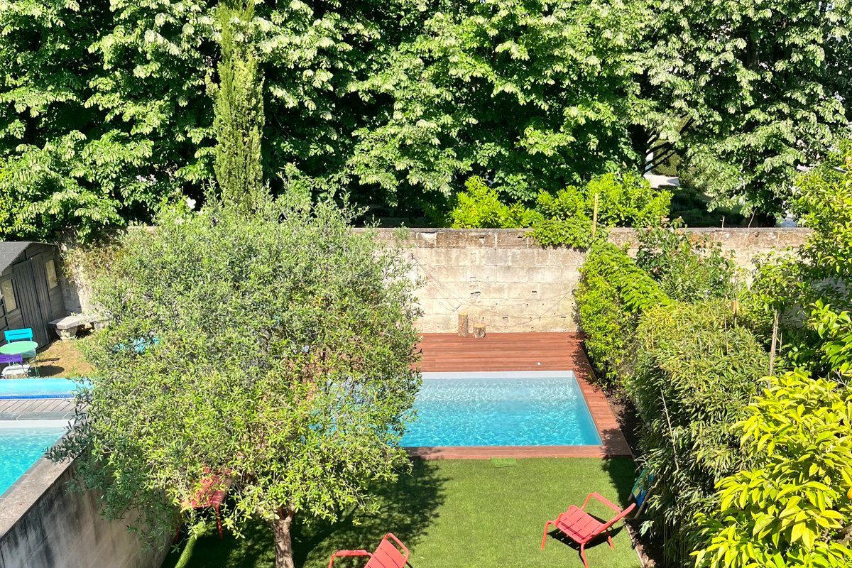 Beautiful house with garden. Center of Bordeaux