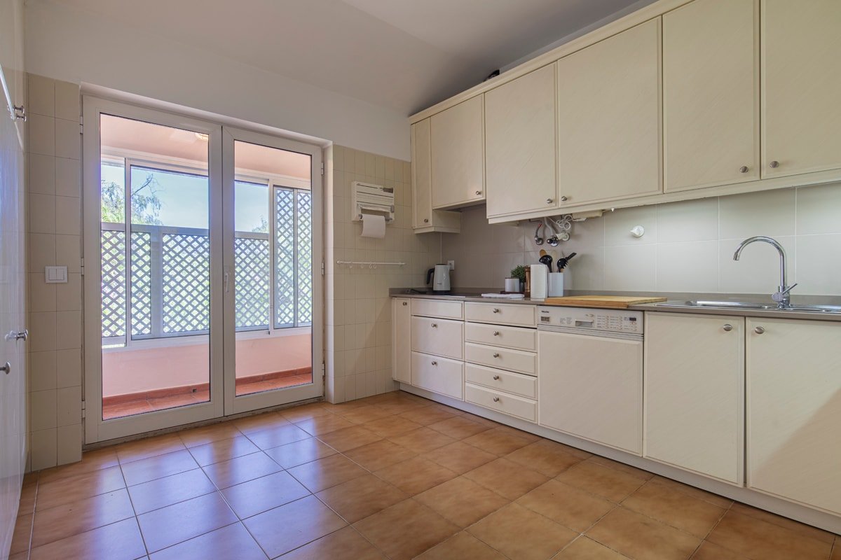 Luxury Colina Park gallery image 5