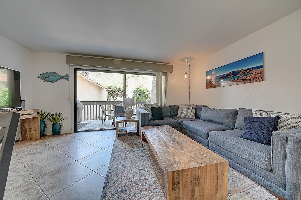 Avalon Terrace “Golfcart + AC” gallery image 3