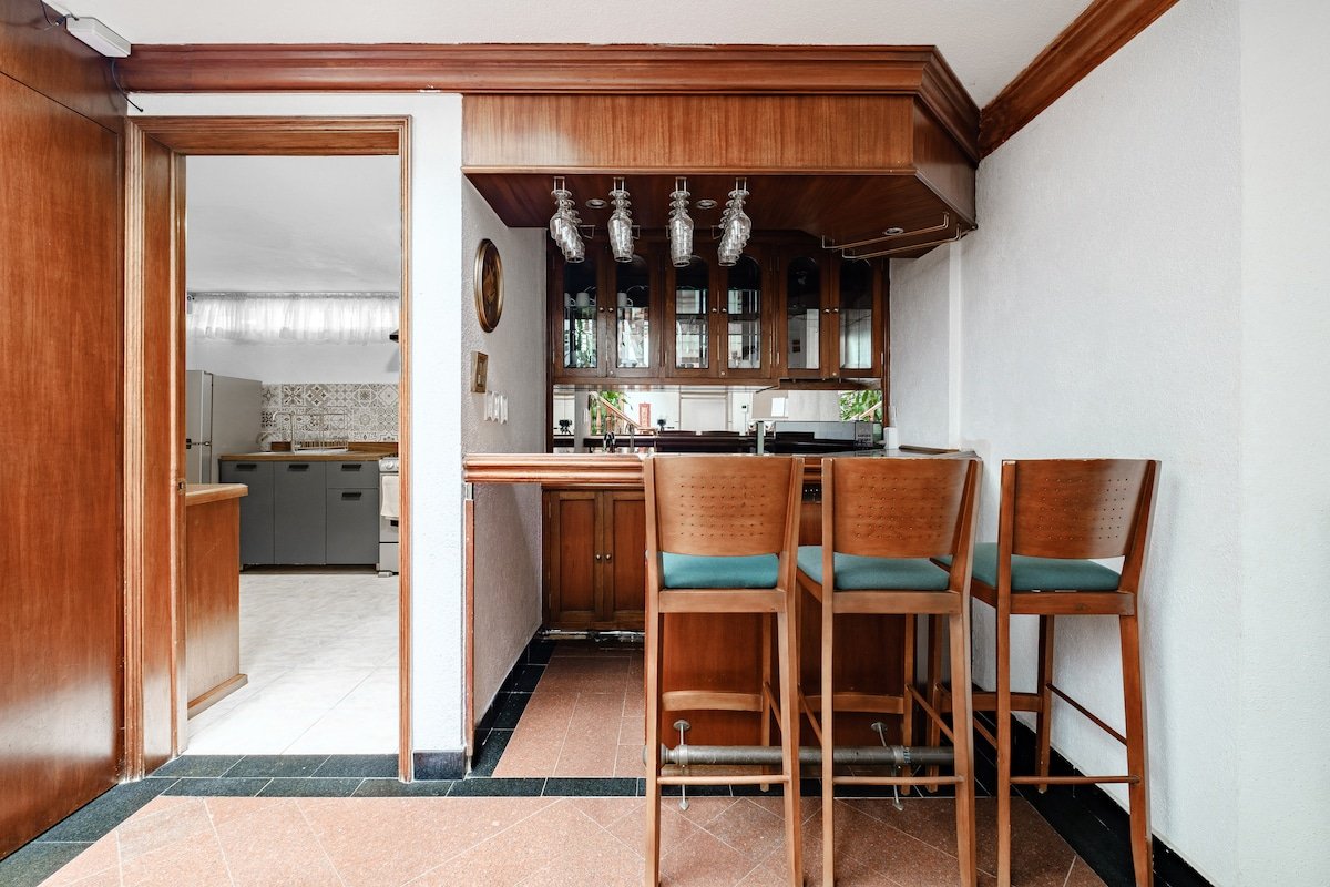 Casa Lila: Treasure 3BR House & Garden in Coyoacan gallery image 3