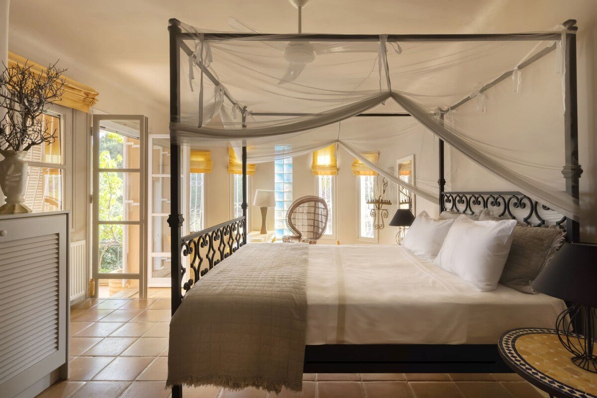 Fidelya gallery image 2