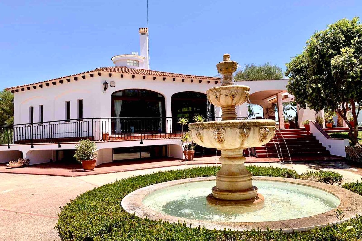 Privacidad, inmensa Villa, tenis, piscina.. gallery image 3