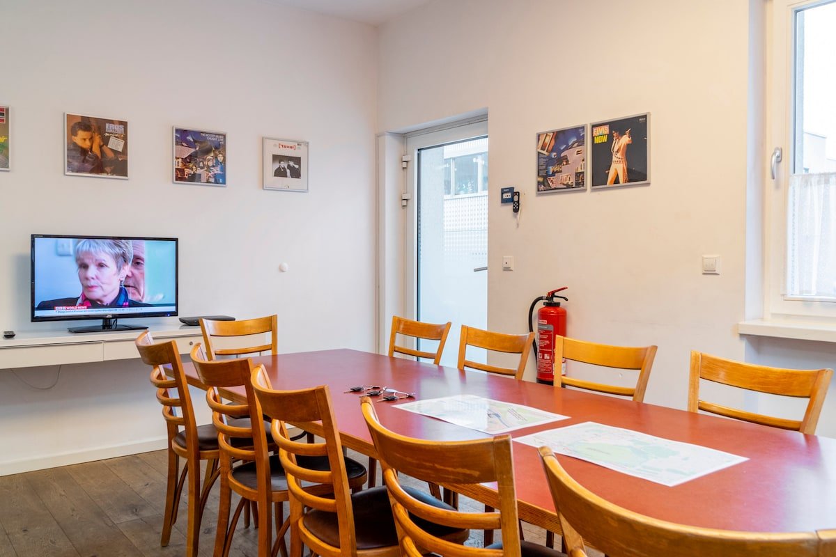 7 [RU4] 4 bedroom, 2 bath, @Park ex-airport THF gallery image 4