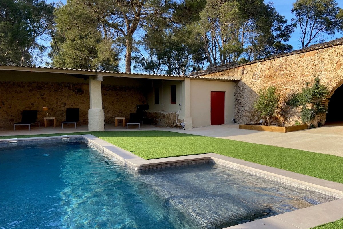 Torre Bertrana, Masía histórica entre viñas gallery image 2