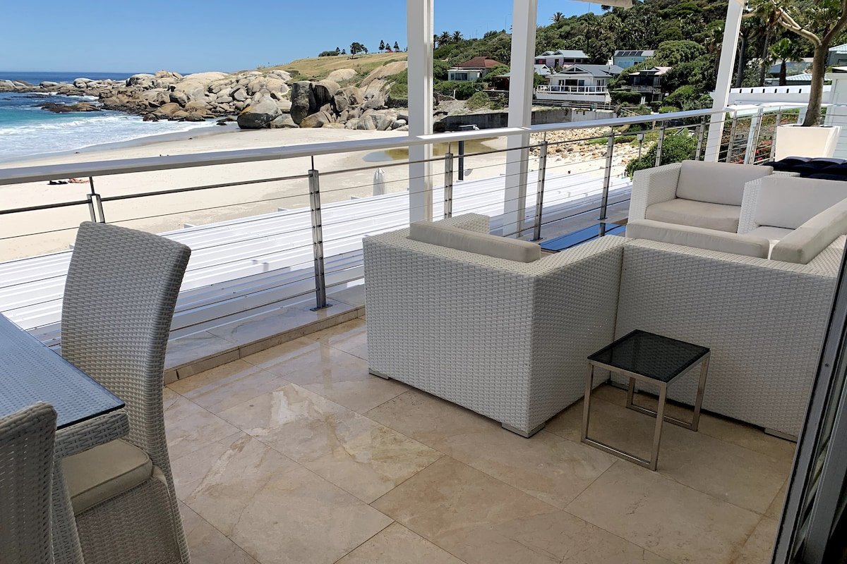 Glen Beach Bungalow Penthouse gallery image 4