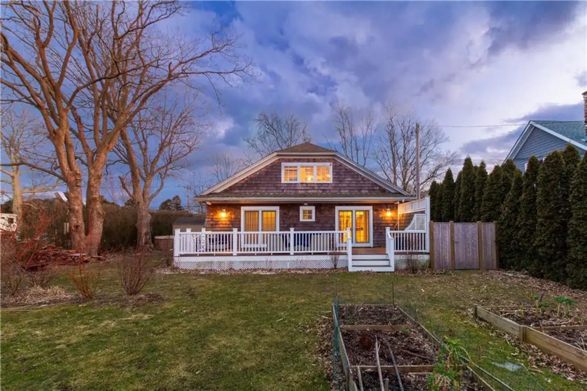 Middletown Bungalow – RIBryan Property gallery image 3