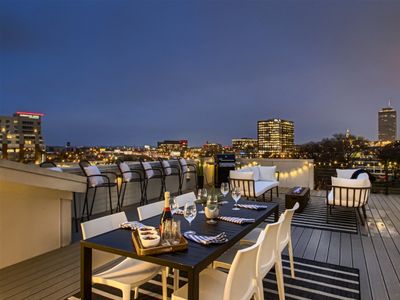 3 – Downtown VIEWS – The Music City Collection