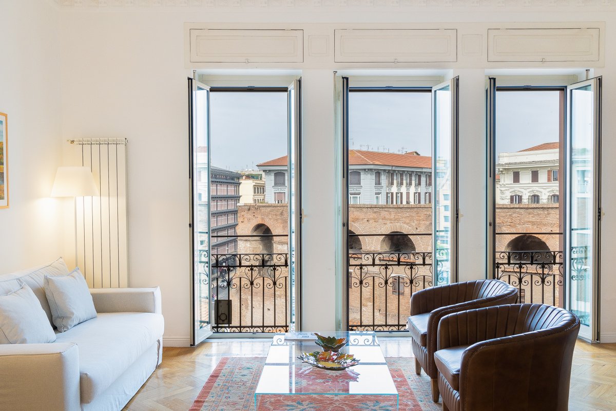 Amazing Piazza Fiume