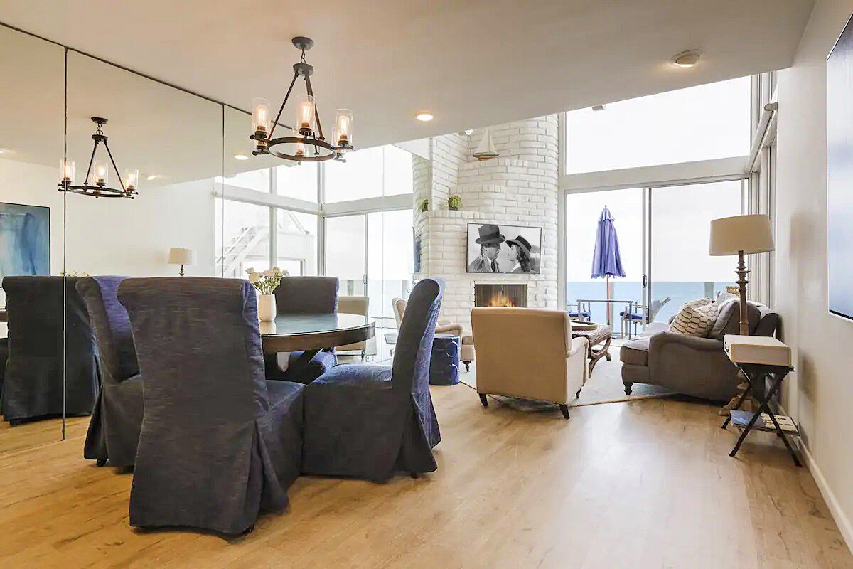 Malibu Townhouse Right on the Sand gallery image 5