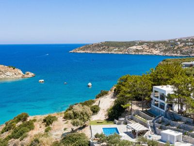 KEA, above the sea, superb views, near beach.