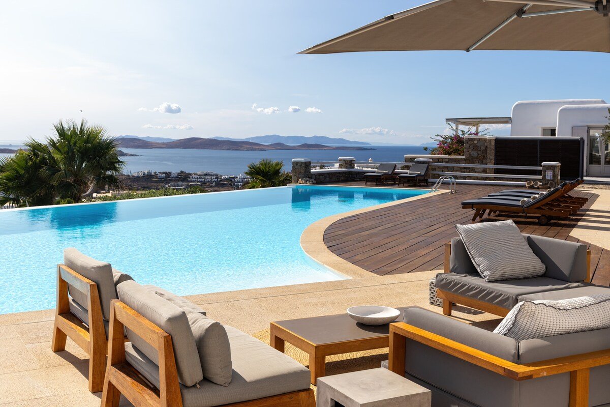 “Mystique” by Aqualiving Villas gallery image 5