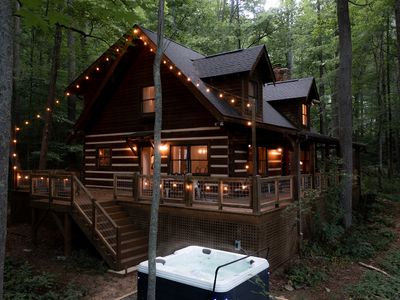 Luxury Log Cabin | Hot Tub*Kids*Pets*Hiking*Toys