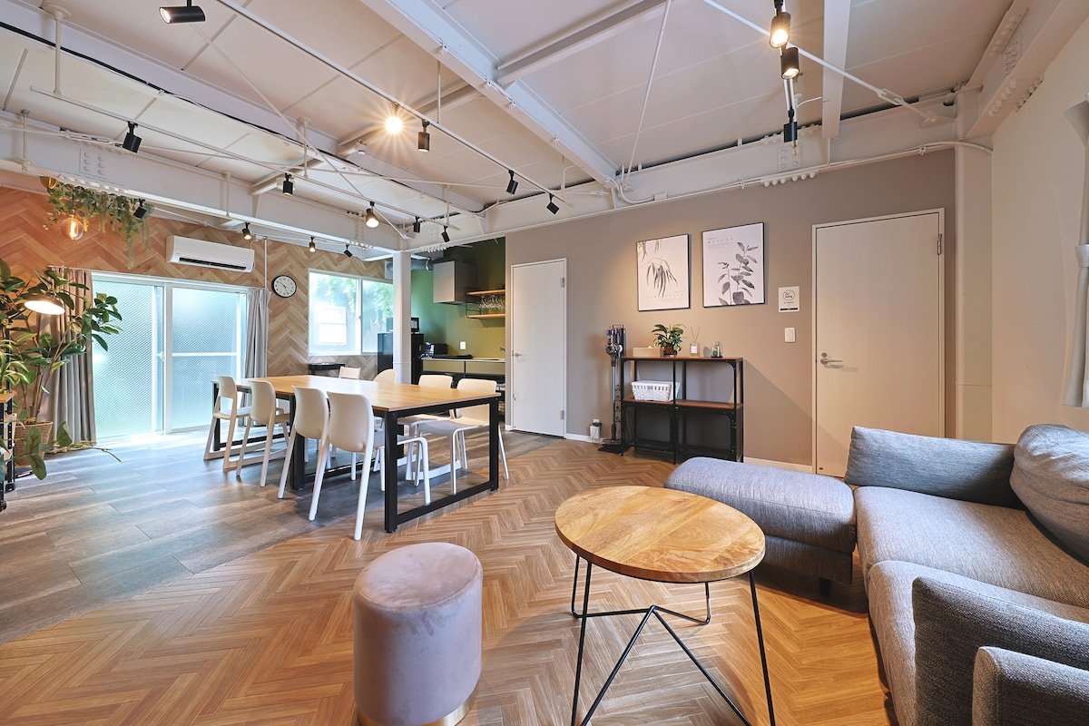Spacious 4BR House/ 1 min to Stn & near Skytree gallery image 2