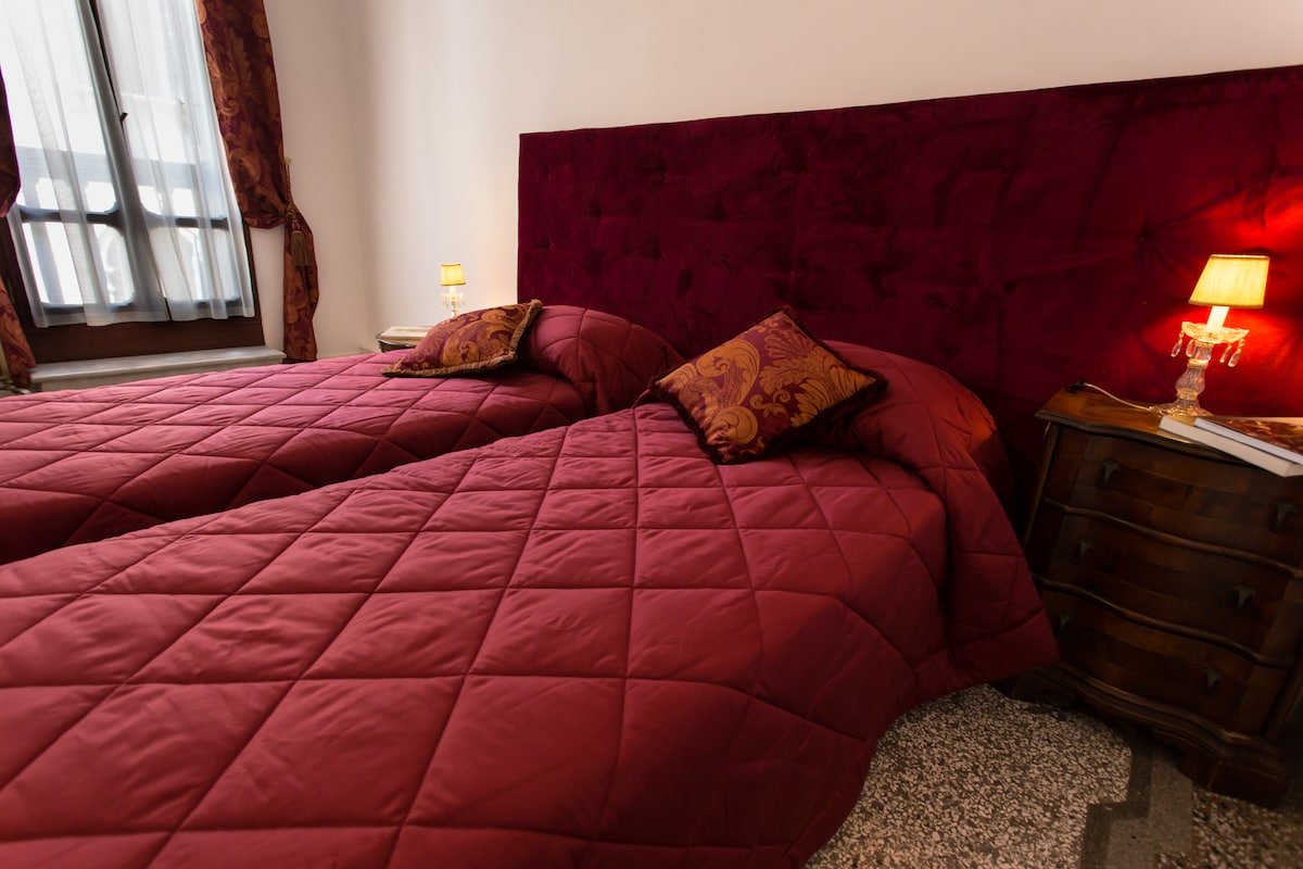 Ca’ Nal -BRAGOZZO- S.Mark – Rialto gallery image 3