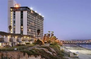 Fabulous Oceanfront 2 BR! – 610 gallery image 3