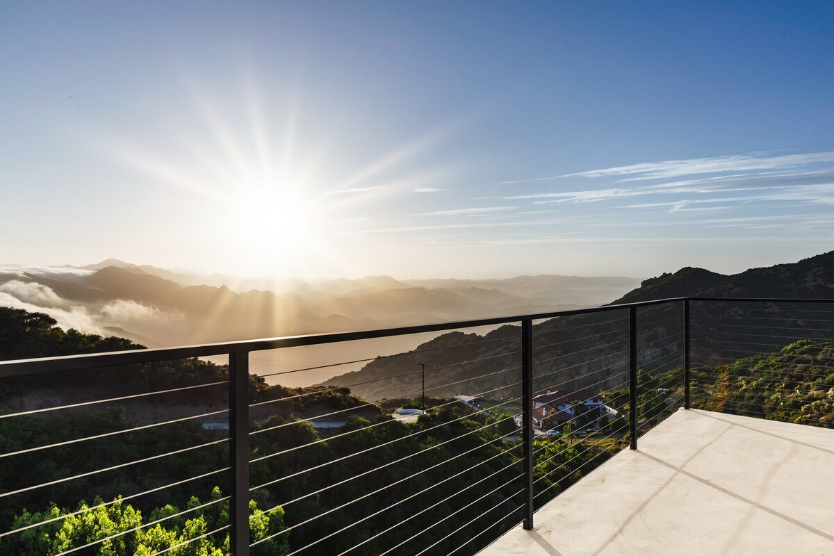 The Malibu Summit Sanctuary gallery image 4