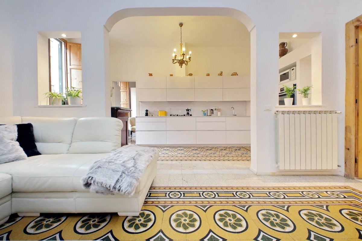 TreasureRome Grand Boheme Home 3br gallery image 4