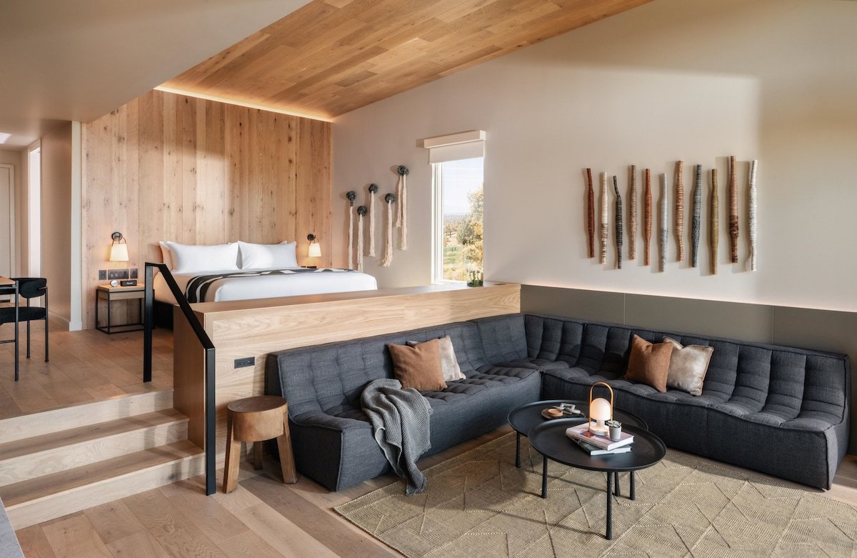 Luxury Bungalow w Hot Tub at Brasada Ranch (21+) gallery image 3