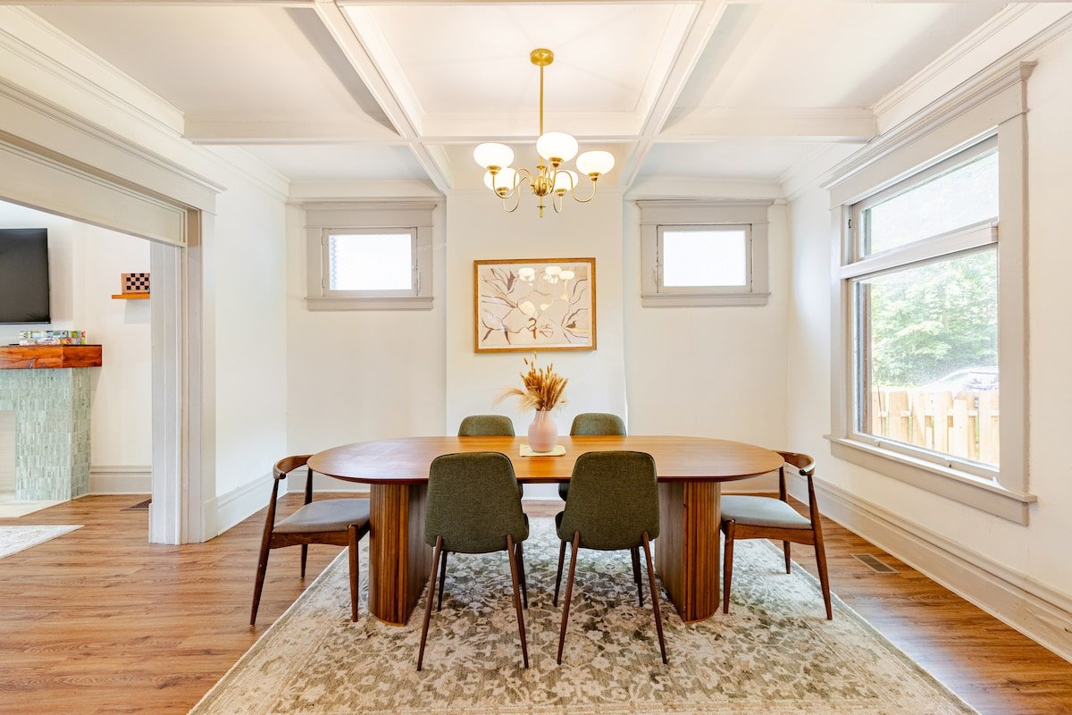 Newly Renovated Historic Gem | Centrally Located! gallery image 5