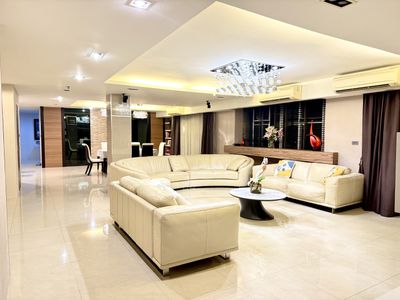 Spacious 5-BR 6-Bath Home by BTS On Nut, Sukhumvit