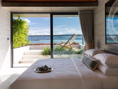 Gamay 3-Bedroom Villa with Beach Access