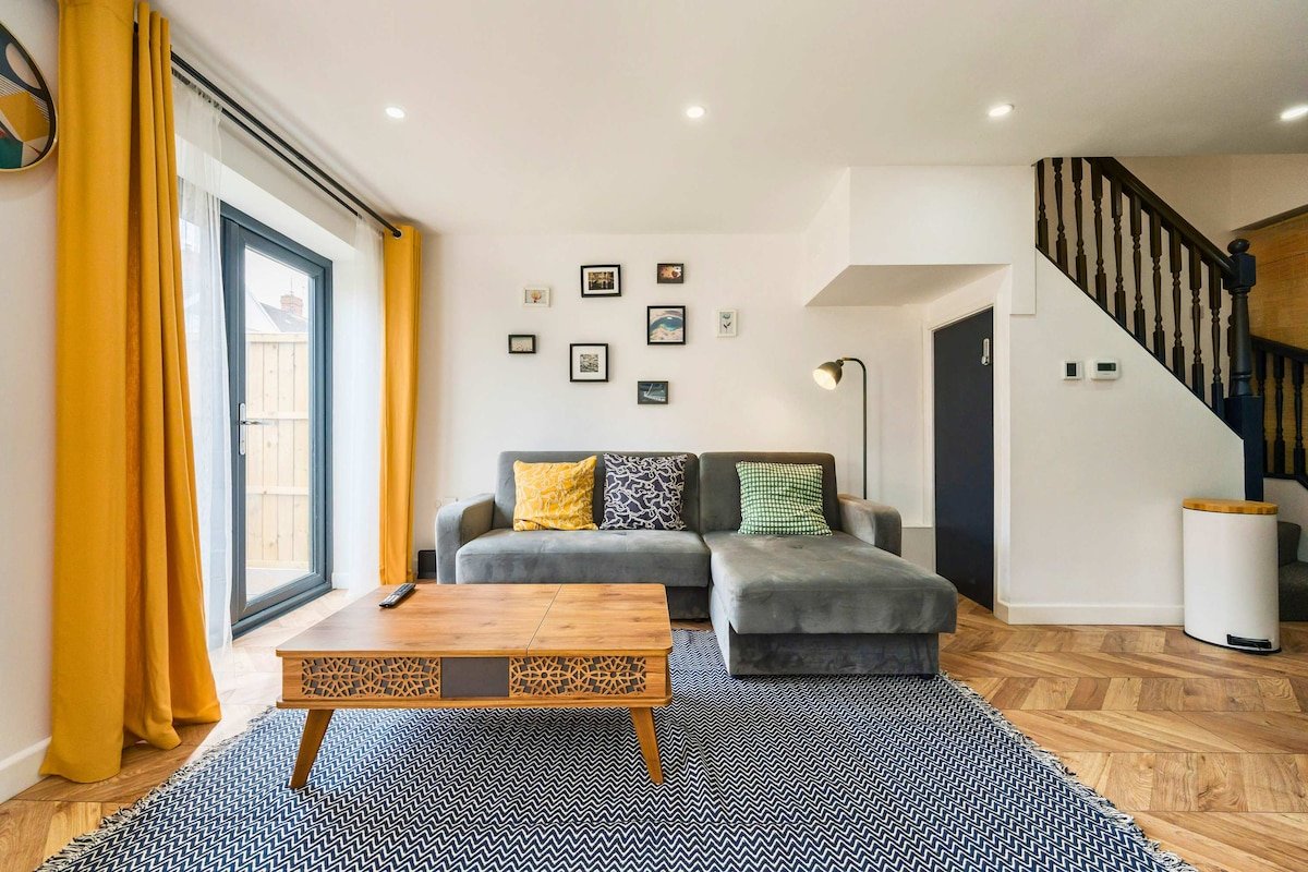 Jersey King – Stylish Bristol House! gallery image 2