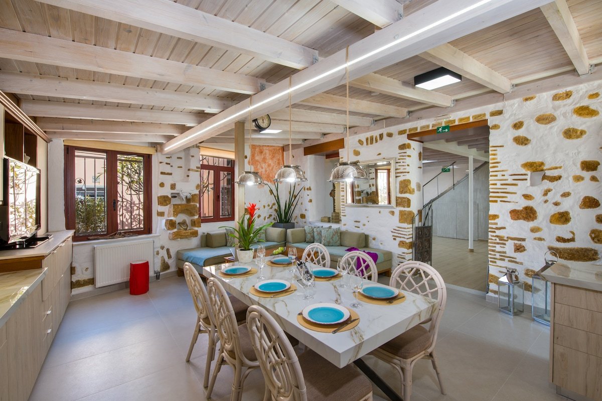 Indoor Pool-Garden – In the Heart of Old Town gallery image 5