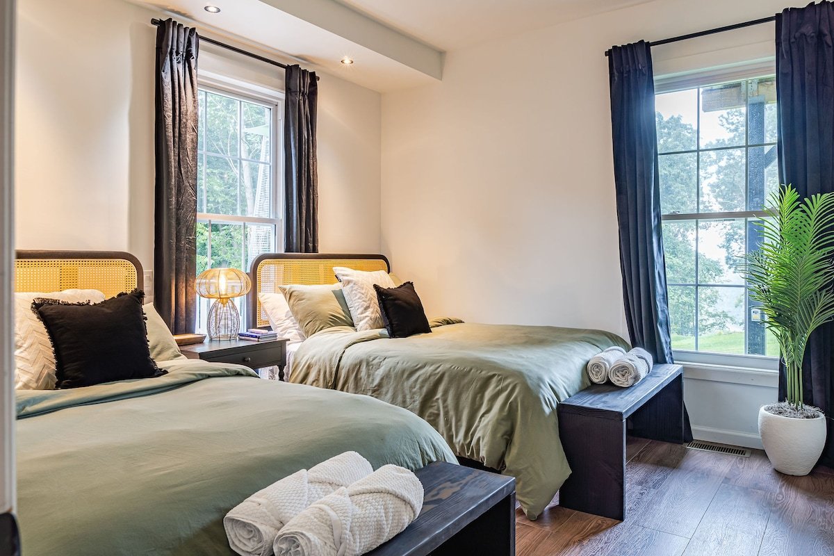 Luna Cove: Premier Hudson Valley Getaway gallery image 4