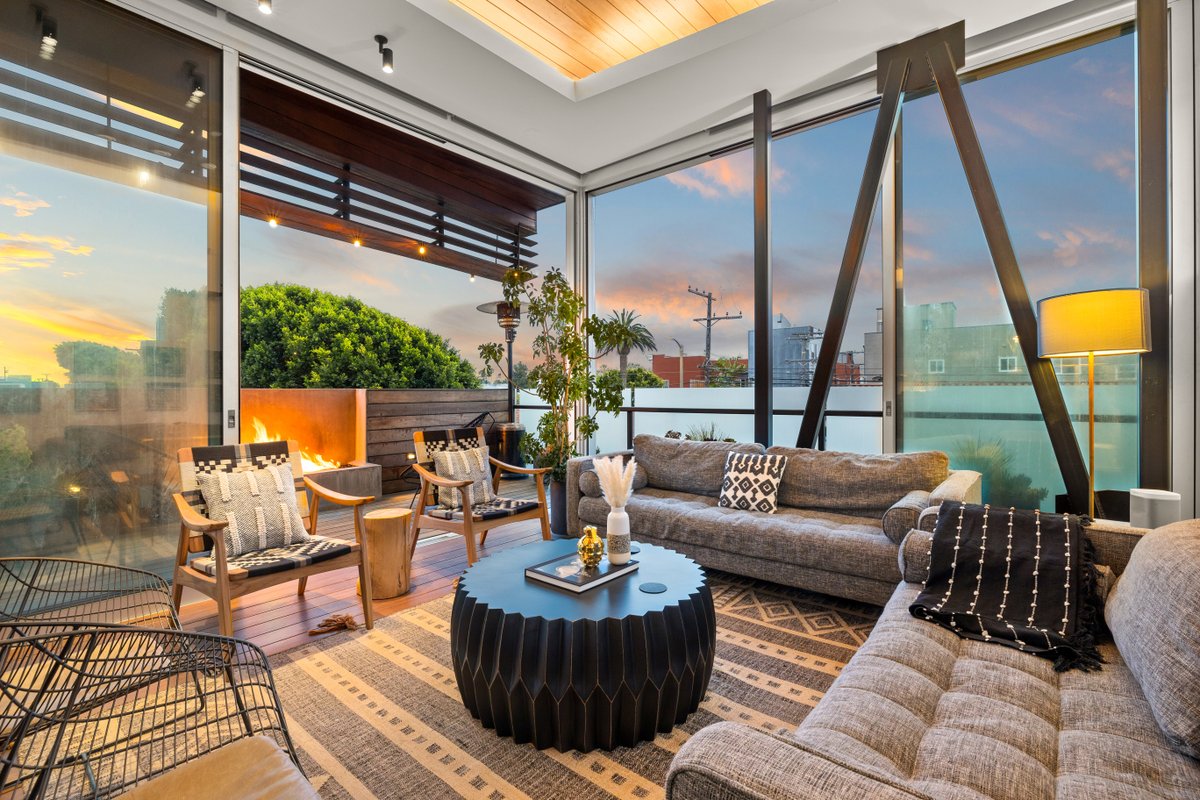 Hip Venice 5BR/4.5B Home w Rooftop, Steps to Beach