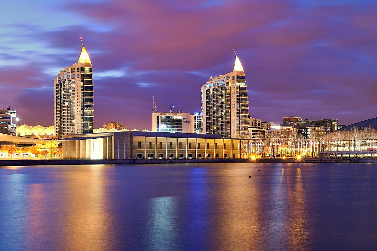 Awakenflowers Expo Terrace