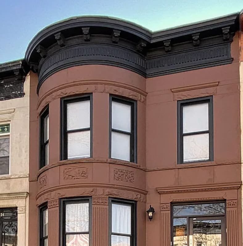 Trendy Brooklyn Brownstone – Steps to Subway! gallery image 4