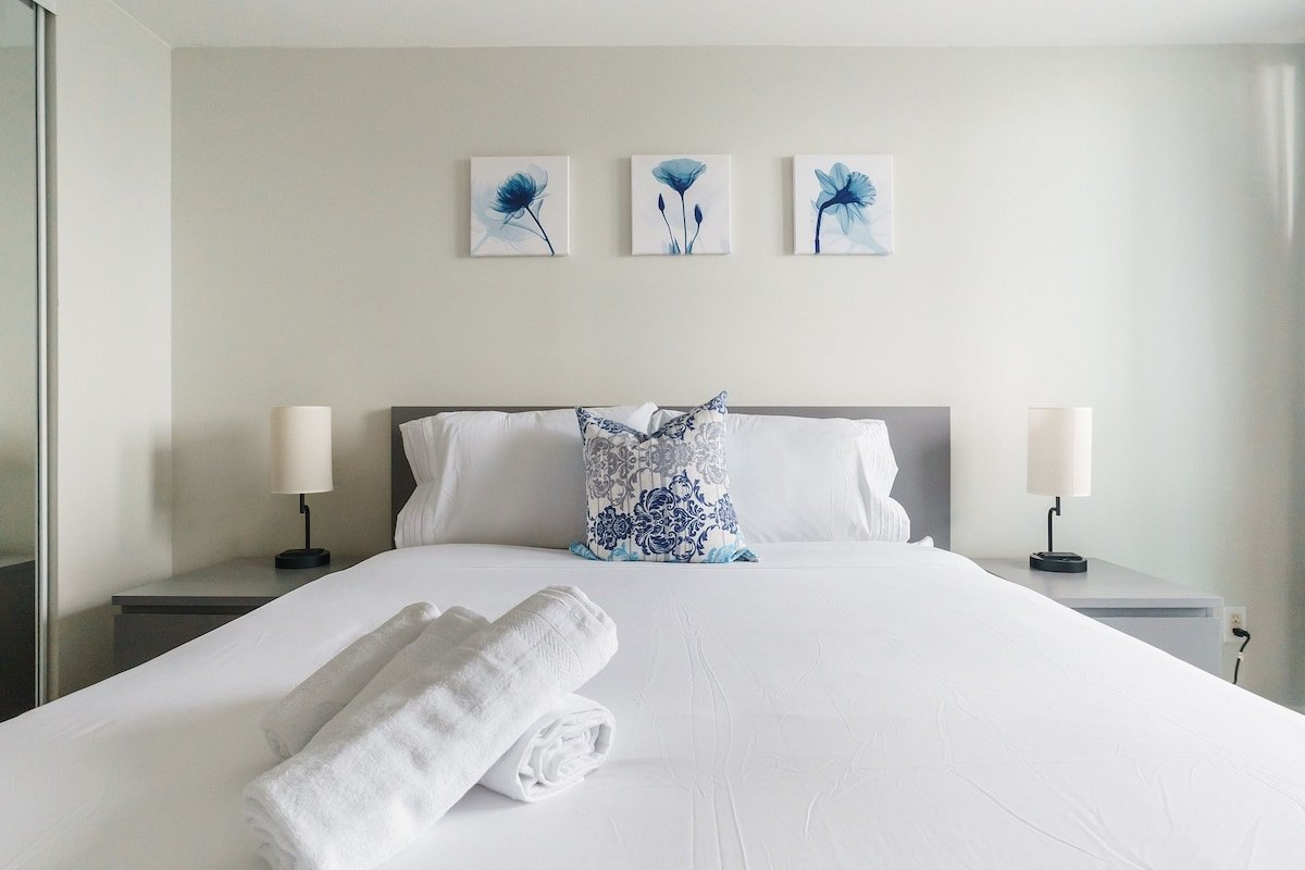 Lakeview2 bed,2 bath Downtown Toronto With Parking gallery image 3