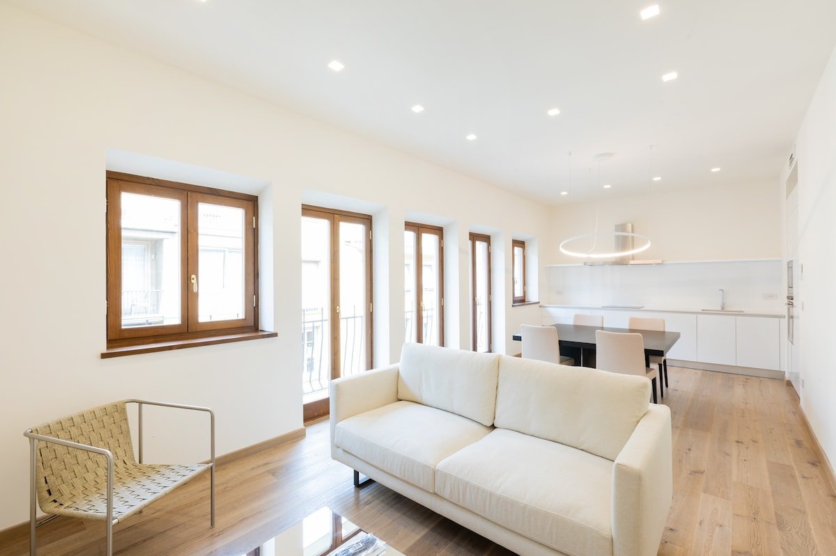 Ponte Vecchio Luxury Flat gallery image 5