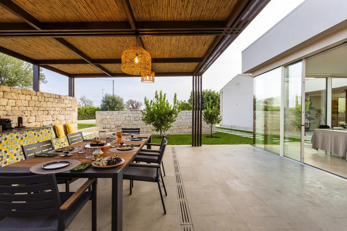 Villa Trifilla – ancient Villa renovated with pool gallery image 4