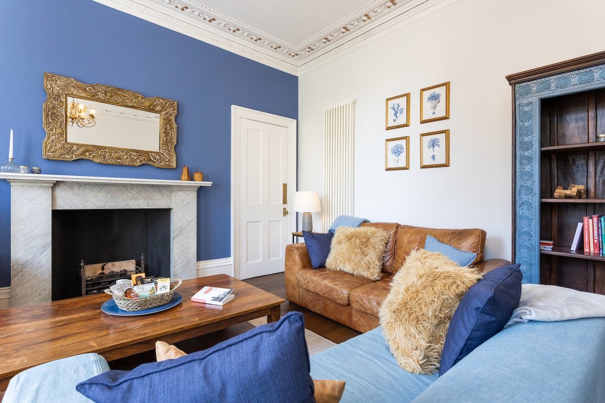 Stylish & Vibrant Retreat in Leith gallery image 4