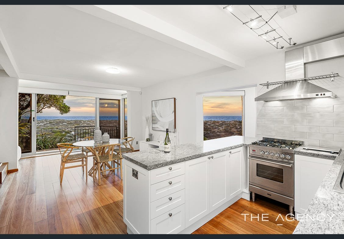 Brighton Blues gallery image 3