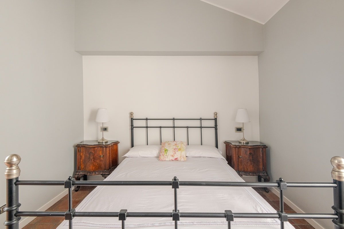 Vintage House in Milan Downtown with 5 bedrooms gallery image 3