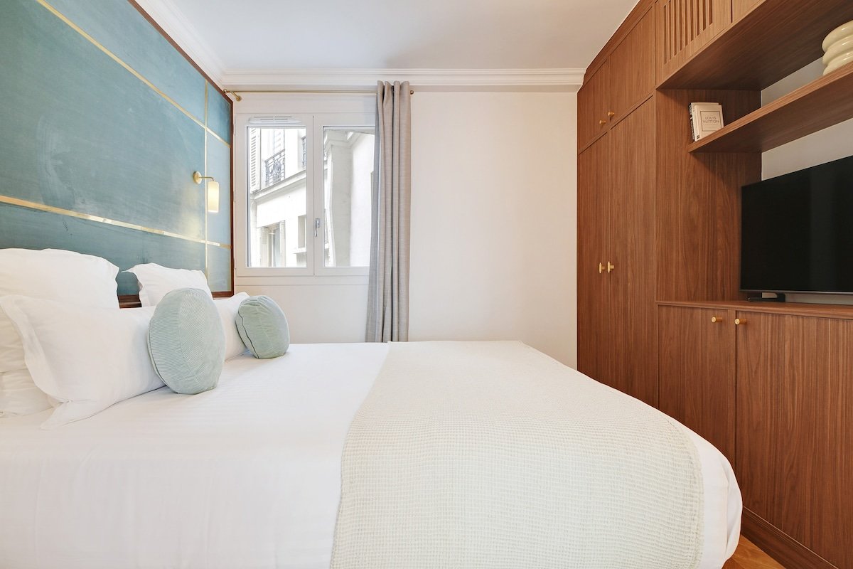 ONIRI – Somptuous Serviced 3-BR – Saint-Germain gallery image 3